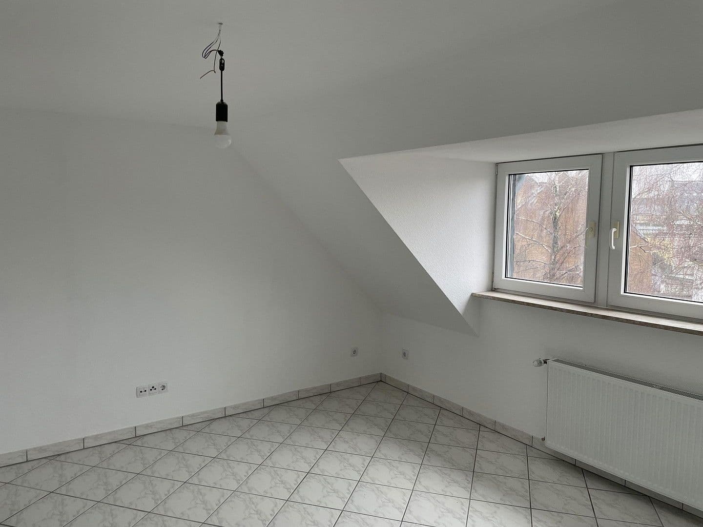 Pronájem bytu 3+1 63 m², Steckendorfer Str. 176, Krefeld, Severní Porýní-Vestfálsko Pronájem bytu 3+1 63 m², Steckendorfer Str. 176, Krefeld, Severní Porýní-Vestfálsko