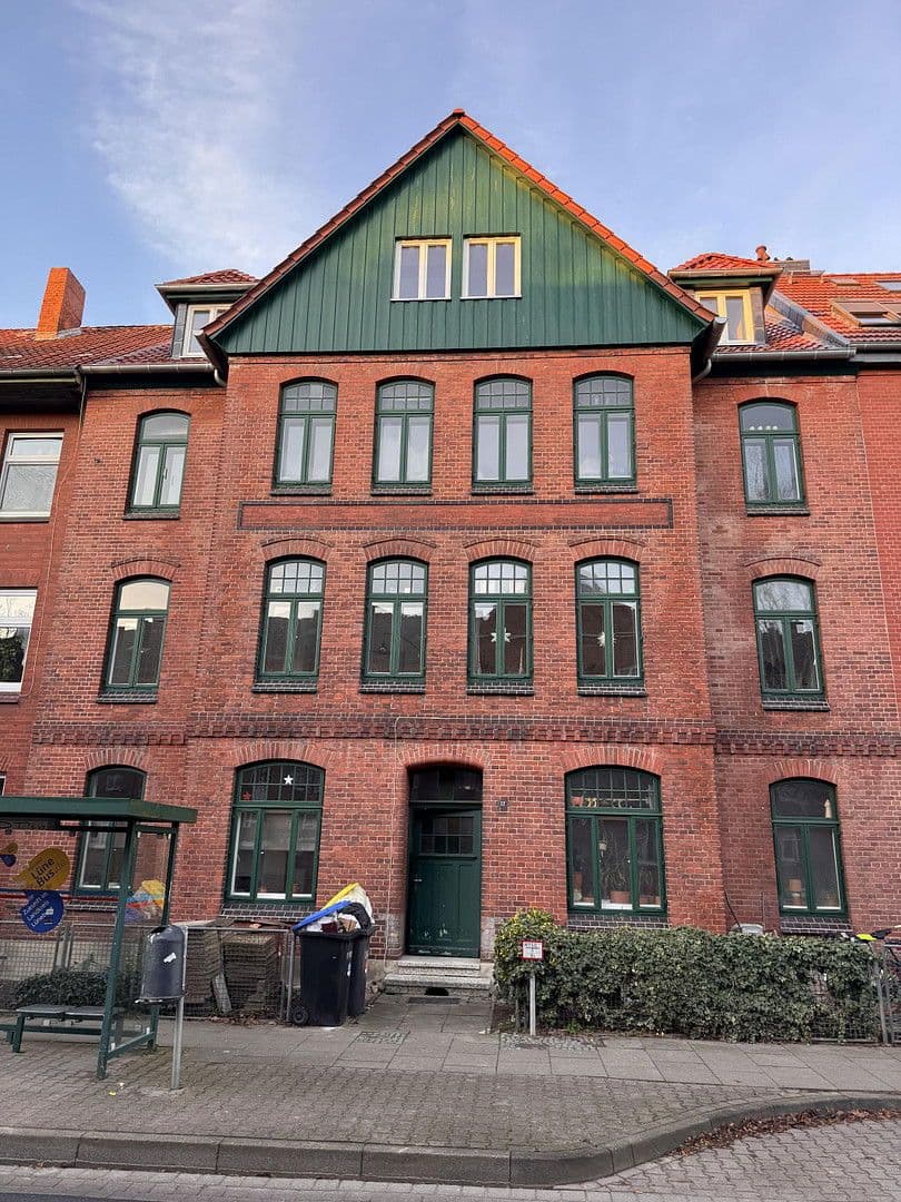 Pronájem bytu 2+1 120 m², Henningstraße 12, Lüneburg, Dolní Sasko Pronájem bytu 2+1 120 m², Henningstraße 12, Lüneburg, Dolní Sasko