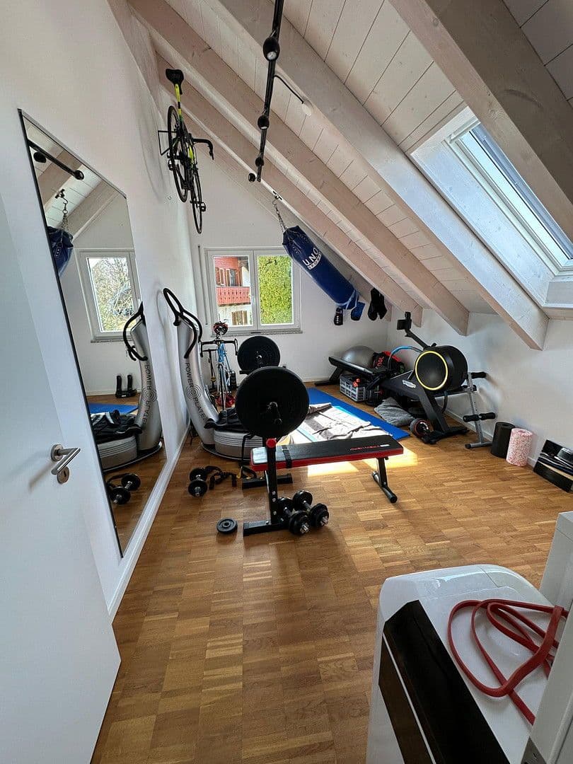 Pronájem bytu 4+1 116 m², Hanfelder Str. 7a, Oberbrunn, Bavorsko Pronájem bytu 4+1 116 m², Hanfelder Str. 7a, Oberbrunn, Bavorsko