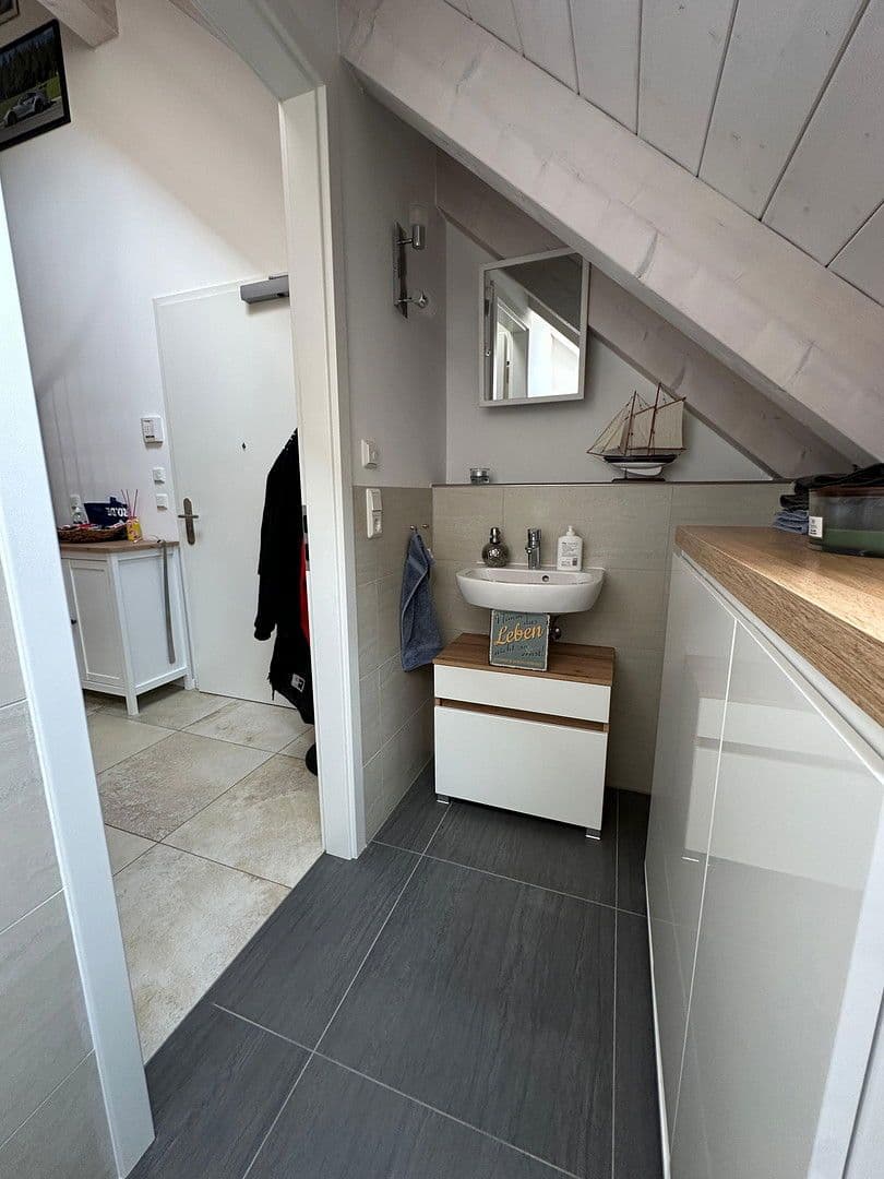 Pronájem bytu 4+1 116 m², Hanfelder Str. 7a, Oberbrunn, Bavorsko Pronájem bytu 4+1 116 m², Hanfelder Str. 7a, Oberbrunn, Bavorsko