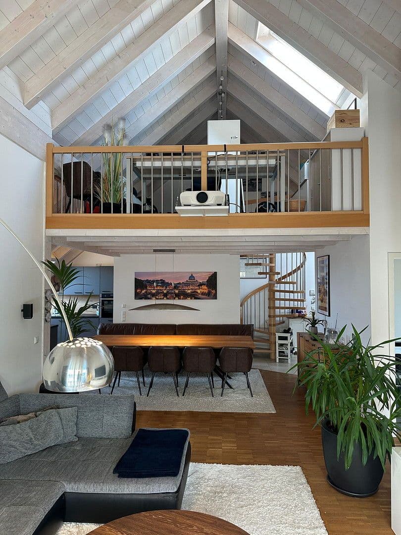 Pronájem bytu 4+1 116 m², Hanfelder Str. 7a, Oberbrunn, Bavorsko Pronájem bytu 4+1 116 m², Hanfelder Str. 7a, Oberbrunn, Bavorsko