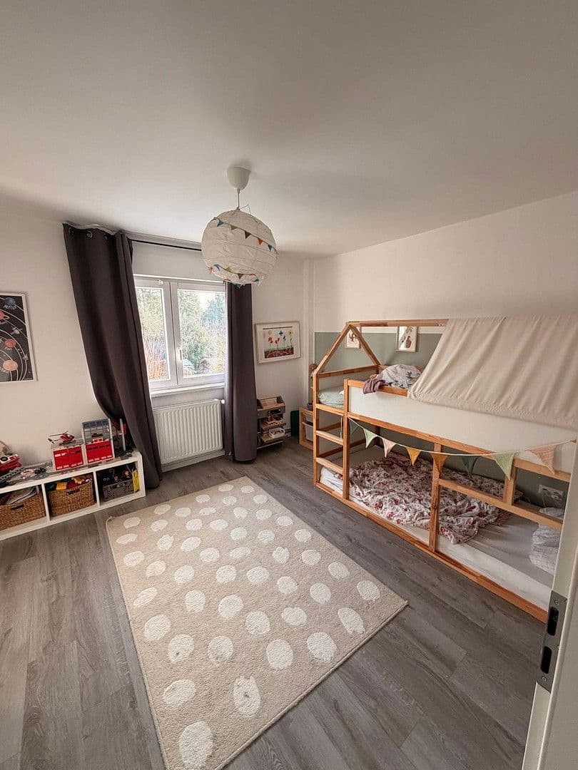 Pronájem domu 89 m², pozemek 165 m², Am Wullwinkel 35, Hannover, Dolní Sasko Pronájem domu 89 m², pozemek 165 m², Am Wullwinkel 35, Hannover, Dolní Sasko