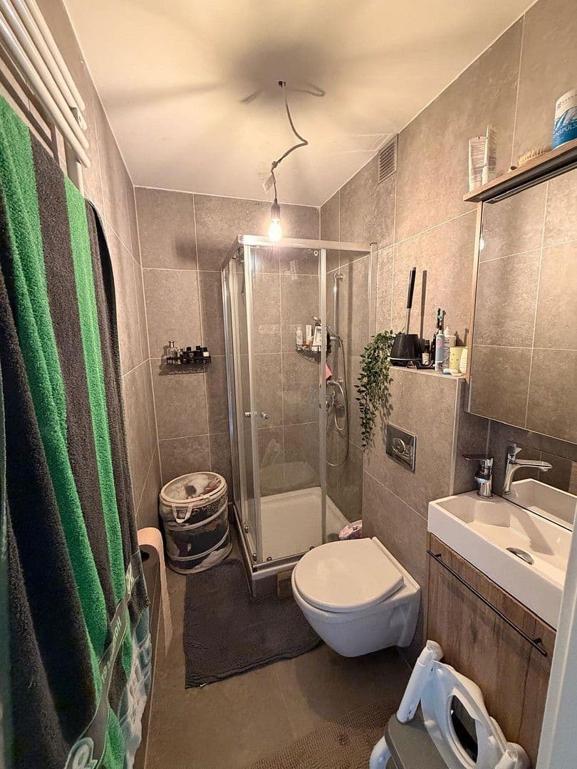 Pronájem domu 89 m², pozemek 165 m², Am Wullwinkel 35, Hannover, Dolní Sasko Pronájem domu 89 m², pozemek 165 m², Am Wullwinkel 35, Hannover, Dolní Sasko