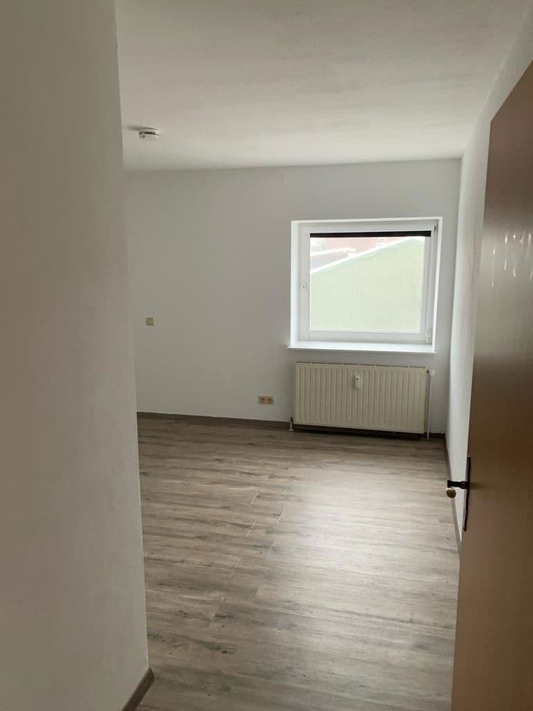 Pronájem bytu 3+1 98 m², Glücksstädter Straße 19, Weddelbrook, Šlesvicko-Holštýnsko Pronájem bytu 3+1 98 m², Glücksstädter Straße 19, Weddelbrook, Šlesvicko-Holštýnsko