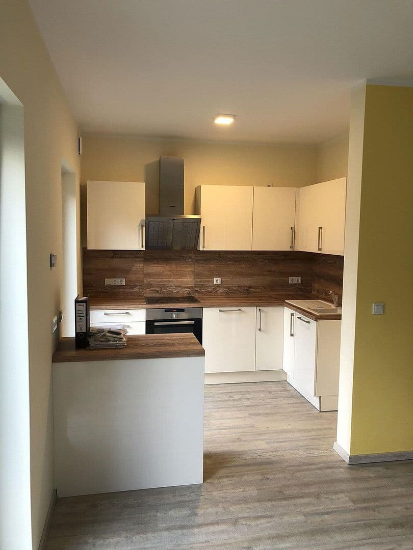 Prodej domu 130 m², pozemek 600 m², Thälmannstr. 37, Wandlitz, Braniborsko Prodej domu 130 m², pozemek 600 m², Thälmannstr. 37, Wandlitz, Braniborsko