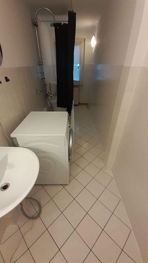 Pronájem bytu 2+1 68 m², Joliot-Curie-Str. 10, Gera, Durynsko Pronájem bytu 2+1 68 m², Joliot-Curie-Str. 10, Gera, Durynsko