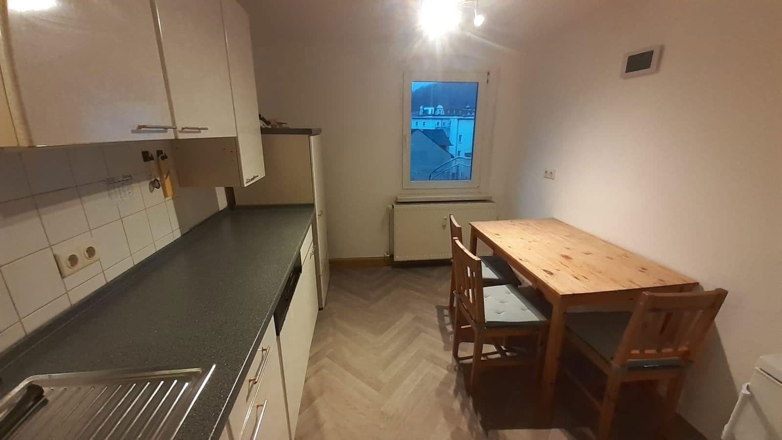 Pronájem bytu 2+1 68 m², Joliot-Curie-Str. 10, Gera, Durynsko Pronájem bytu 2+1 68 m², Joliot-Curie-Str. 10, Gera, Durynsko