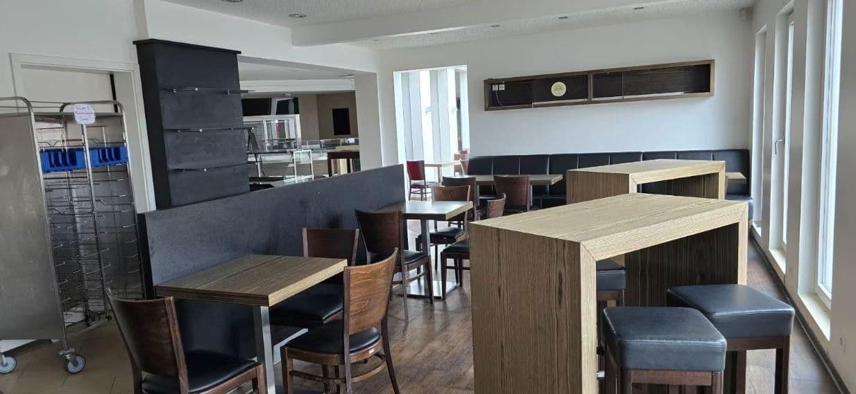 Pronájem nebytového prostoru 300 m², Baden-Baden, Bádensko-Württembersko Pronájem nebytového prostoru 300 m², Baden-Baden, Bádensko-Württembersko