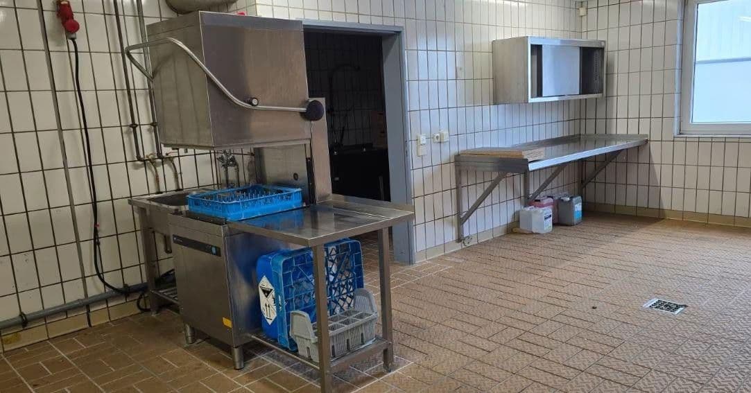 Pronájem nebytového prostoru 300 m², Baden-Baden, Bádensko-Württembersko Pronájem nebytového prostoru 300 m², Baden-Baden, Bádensko-Württembersko