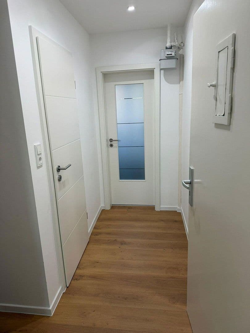 Pronájem bytu 2+1 45 m², Hermann-Ehlers-Allee 40, Hannover, Dolní Sasko Pronájem bytu 2+1 45 m², Hermann-Ehlers-Allee 40, Hannover, Dolní Sasko