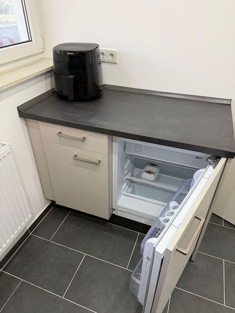 Pronájem bytu 2+1 45 m², Hermann-Ehlers-Allee 40, Hannover, Dolní Sasko Pronájem bytu 2+1 45 m², Hermann-Ehlers-Allee 40, Hannover, Dolní Sasko