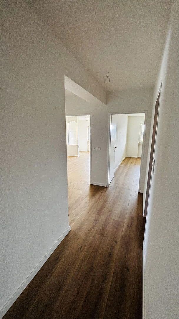 Pronájem bytu 3+1 93 m², Groß-Gerau, Hessen Pronájem bytu 3+1 93 m², Groß-Gerau, Hessen