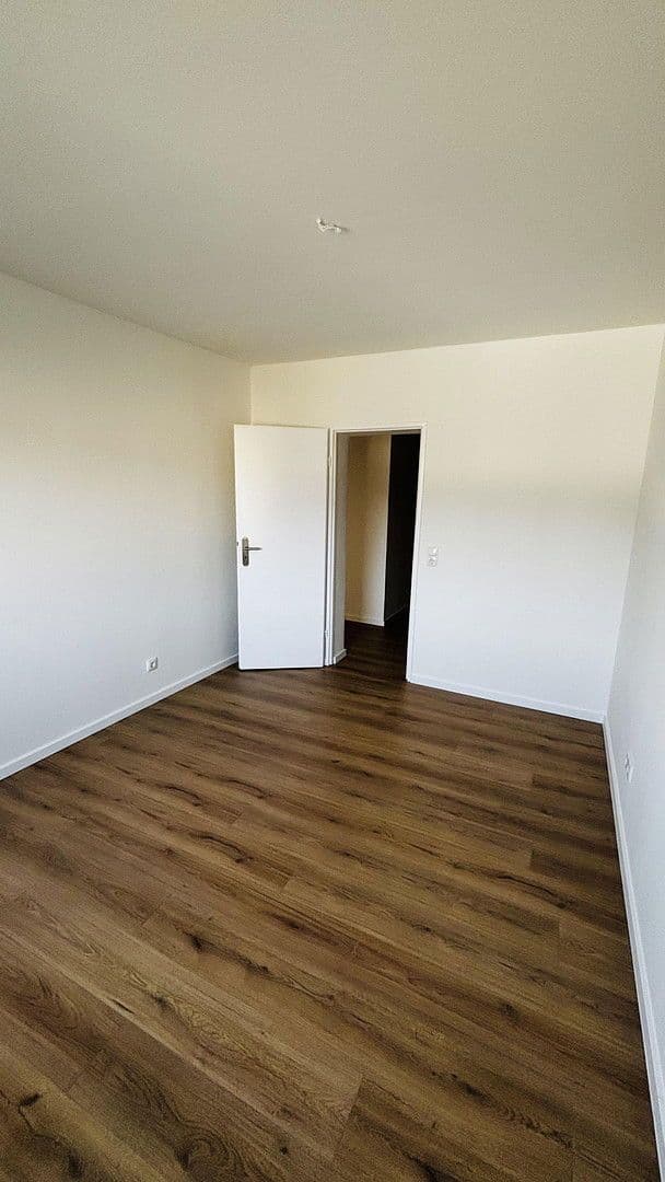 Pronájem bytu 3+1 93 m², Groß-Gerau, Hessen Pronájem bytu 3+1 93 m², Groß-Gerau, Hessen