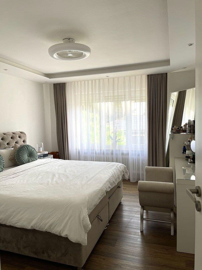 Prodej domu 189 m², pozemek 313 m², Schweinfurt, Bavorsko Prodej domu 189 m², pozemek 313 m², Schweinfurt, Bavorsko