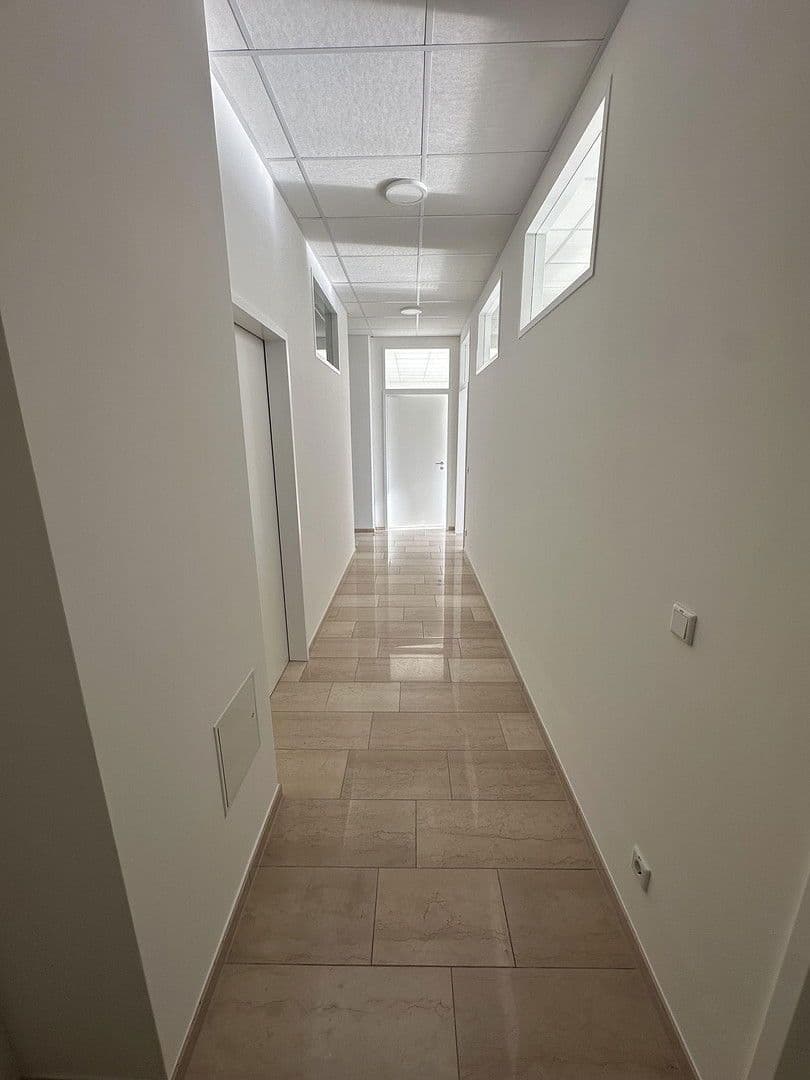 Pronájem kanceláře 162 m², Karl-Schurz-Straße, Paderborn, Severní Porýní-Vestfálsko Pronájem kanceláře 162 m², Karl-Schurz-Straße, Paderborn, Severní Porýní-Vestfálsko