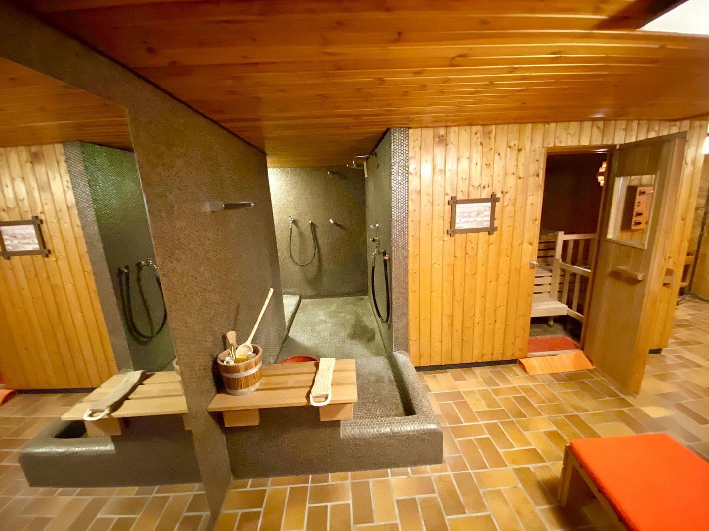 Prodej domu 230 m², pozemek 1.806 m², Am Mühlbach 1, Leinzell, Bádensko-Württembersko Prodej domu 230 m², pozemek 1.806 m², Am Mühlbach 1, Leinzell, Bádensko-Württembersko