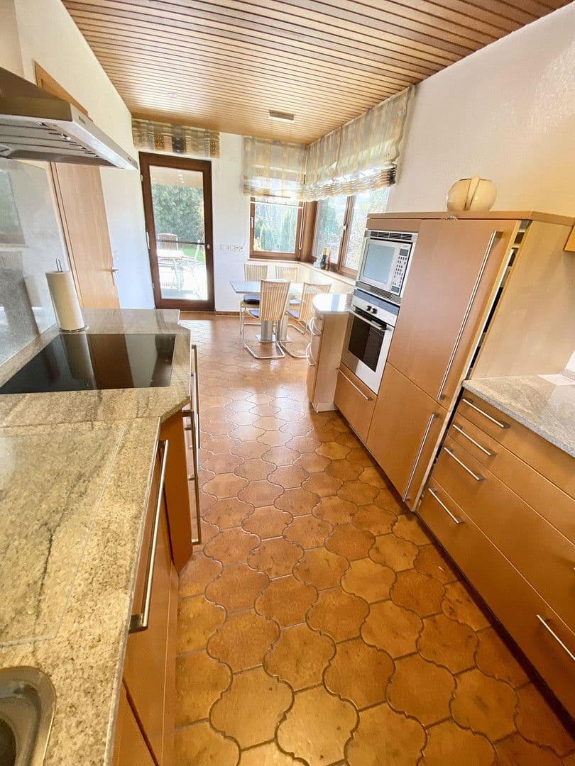 Prodej domu 230 m², pozemek 1.806 m², Am Mühlbach 1, Leinzell, Bádensko-Württembersko Prodej domu 230 m², pozemek 1.806 m², Am Mühlbach 1, Leinzell, Bádensko-Württembersko