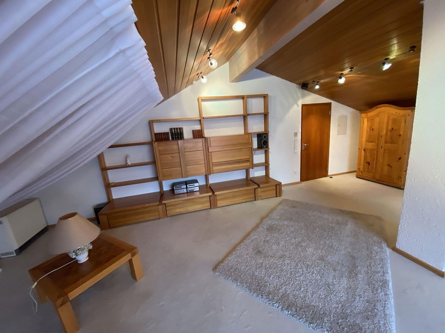 Prodej domu 230 m², pozemek 1.806 m², Am Mühlbach 1, Leinzell, Bádensko-Württembersko Prodej domu 230 m², pozemek 1.806 m², Am Mühlbach 1, Leinzell, Bádensko-Württembersko