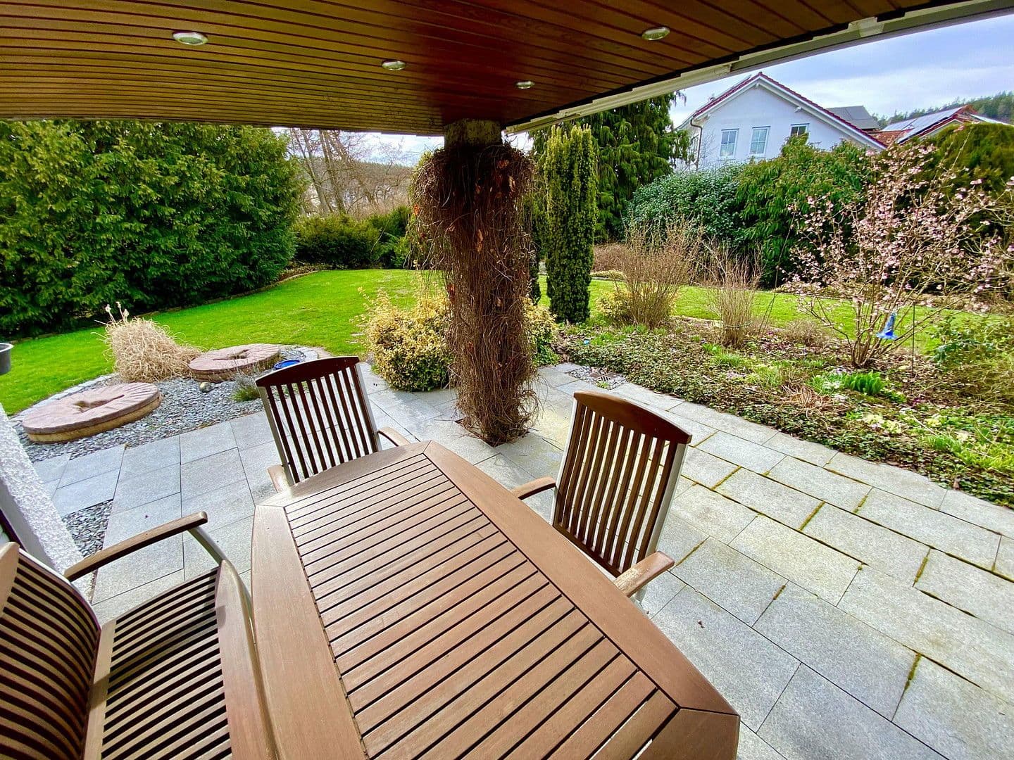 Prodej domu 230 m², pozemek 1.806 m², Am Mühlbach 1, Leinzell, Bádensko-Württembersko Prodej domu 230 m², pozemek 1.806 m², Am Mühlbach 1, Leinzell, Bádensko-Württembersko