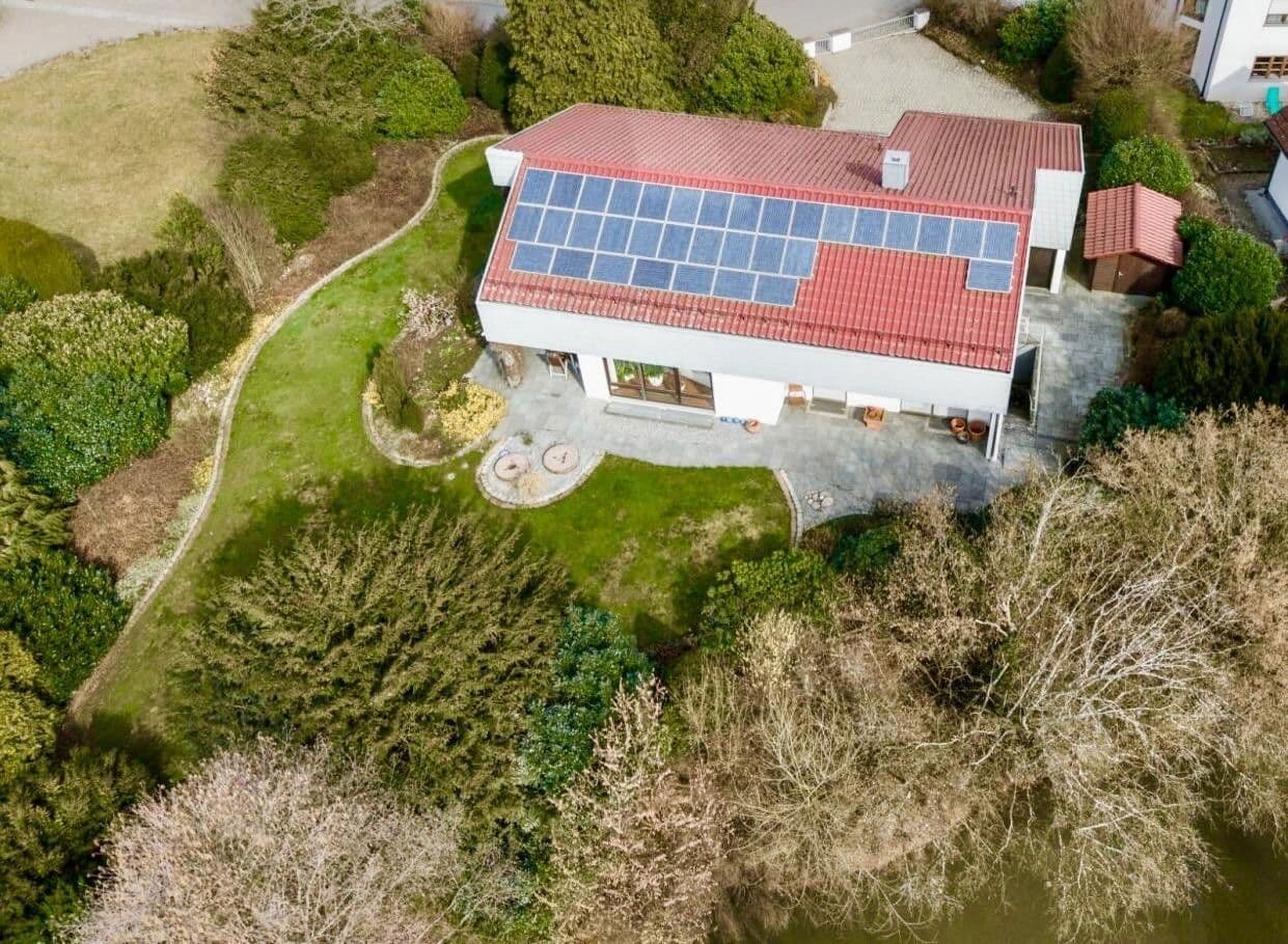 Prodej domu 230 m², pozemek 1.806 m², Am Mühlbach 1, Leinzell, Bádensko-Württembersko Prodej domu 230 m², pozemek 1.806 m², Am Mühlbach 1, Leinzell, Bádensko-Württembersko