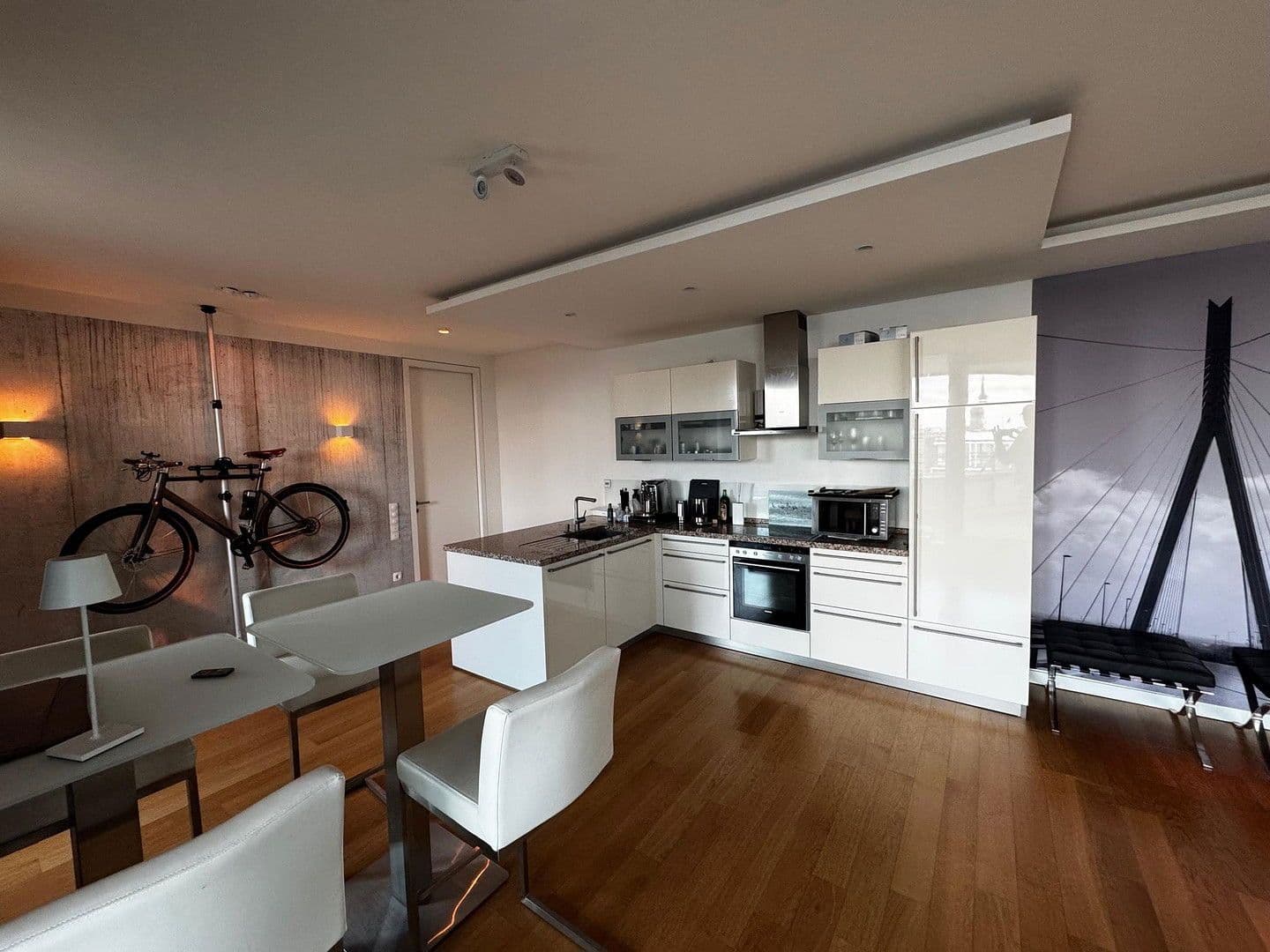 Pronájem bytu 2+1 134 m², Am Strandkai 3, Hamburg, Hamburg Pronájem bytu 2+1 134 m², Am Strandkai 3, Hamburg, Hamburg