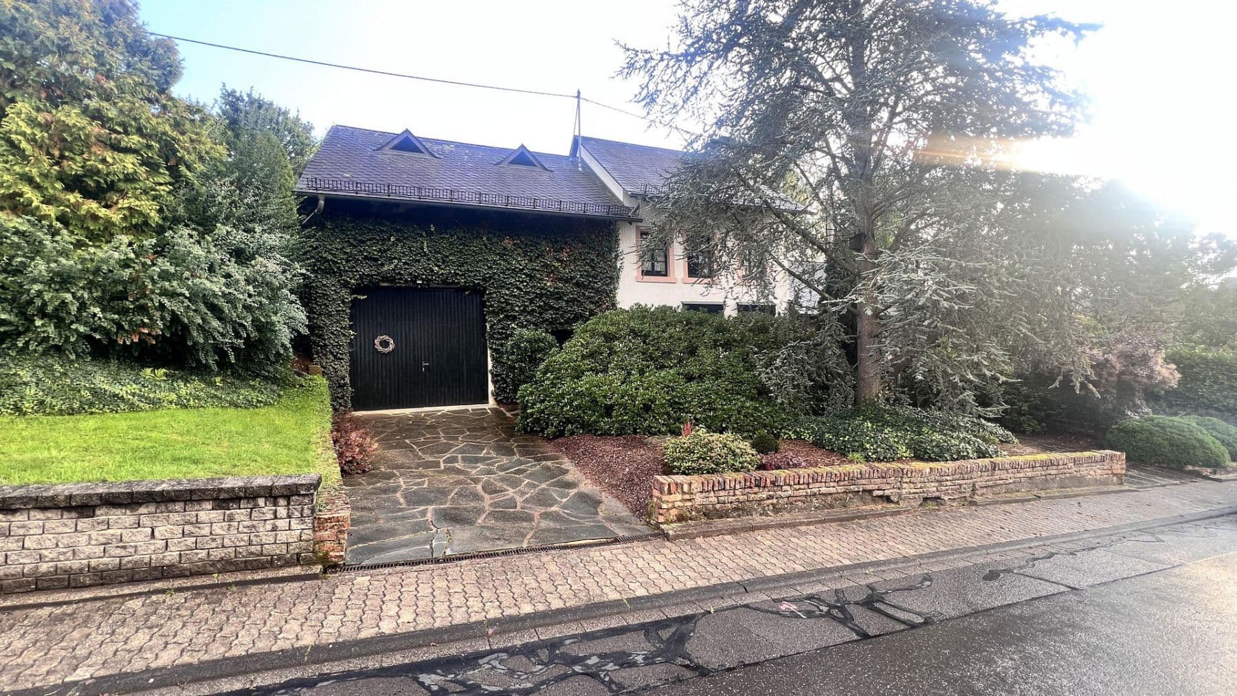 Prodej domu 110 m², pozemek 585 m², Wittlich, Porýní-Falc Prodej domu 110 m², pozemek 585 m², Wittlich, Porýní-Falc