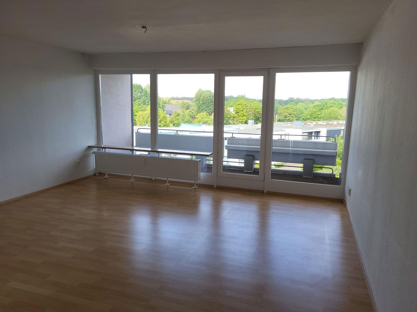 Pronájem bytu 1+1 42 m², Braunschweig, Dolní Sasko Pronájem bytu 1+1 42 m², Braunschweig, Dolní Sasko