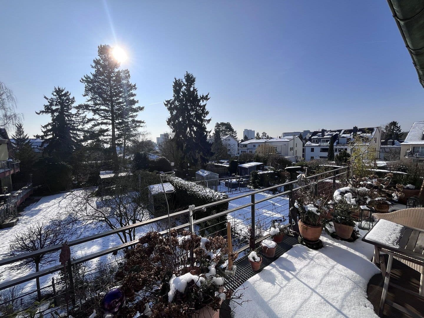 Pronájem bytu 5+kk 168 m², Frankfurt Seckbach, Hessen Pronájem bytu 5+kk 168 m², Frankfurt Seckbach, Hessen