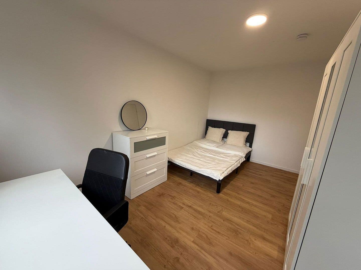 Pronájem bytu 2+1 54 m², Ernst-Heikel-Weg 23, Nürnberg, Bavorsko Pronájem bytu 2+1 54 m², Ernst-Heikel-Weg 23, Nürnberg, Bavorsko