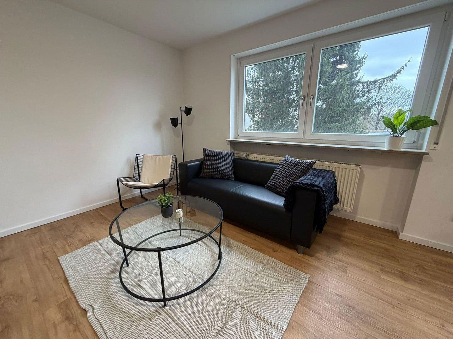 Pronájem bytu 2+1 54 m², Ernst-Heikel-Weg 23, Nürnberg, Bavorsko Pronájem bytu 2+1 54 m², Ernst-Heikel-Weg 23, Nürnberg, Bavorsko