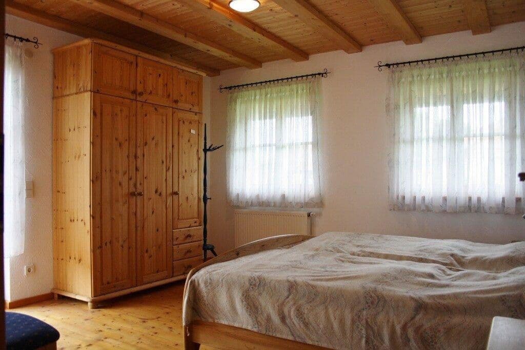 Prodej domu 514 m², pozemek 1.700 m², Hinter`m Buch 10, Sulzberg, Bavorsko Prodej domu 514 m², pozemek 1.700 m², Hinter`m Buch 10, Sulzberg, Bavorsko