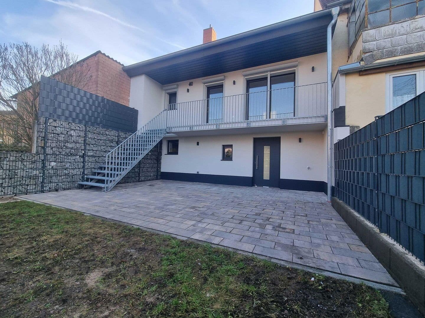 Prodej domu 99 m², pozemek 306 m², Eisenbahnstraße 4a, Steinwenden, Porýní-Falc Prodej domu 99 m², pozemek 306 m², Eisenbahnstraße 4a, Steinwenden, Porýní-Falc