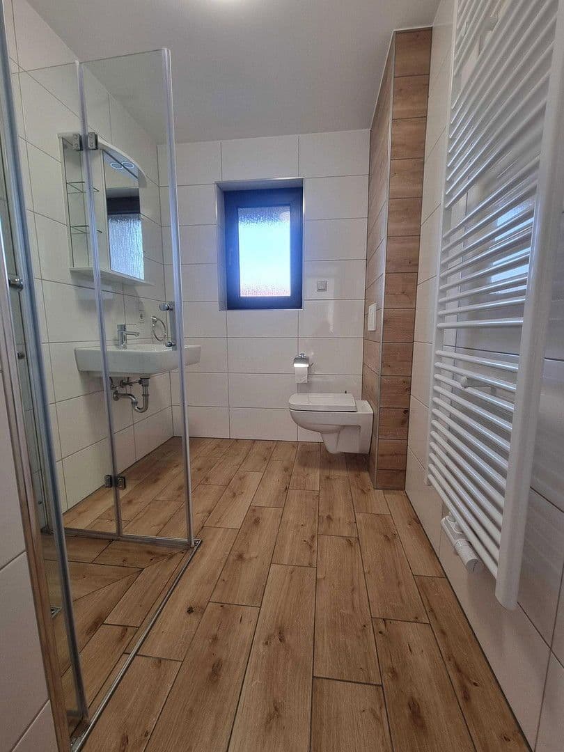 Prodej domu 99 m², pozemek 306 m², Eisenbahnstraße 4a, Steinwenden, Porýní-Falc Prodej domu 99 m², pozemek 306 m², Eisenbahnstraße 4a, Steinwenden, Porýní-Falc