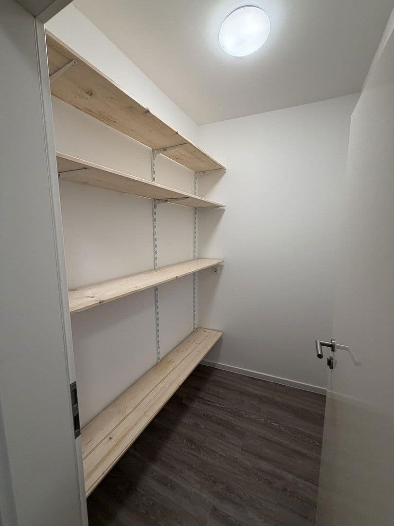 Pronájem bytu 2+1 69 m², Hauptstraße 27, Volkach, Bavorsko Pronájem bytu 2+1 69 m², Hauptstraße 27, Volkach, Bavorsko