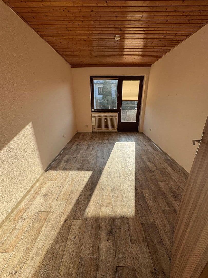 Pronájem bytu 4+1 107 m², Auf dem Mühlenstiege 1, Bad Gandersheim, Dolní Sasko Pronájem bytu 4+1 107 m², Auf dem Mühlenstiege 1, Bad Gandersheim, Dolní Sasko