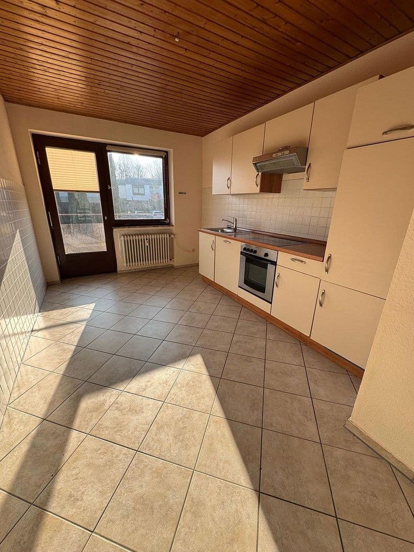 Pronájem bytu 4+1 107 m², Auf dem Mühlenstiege 1, Bad Gandersheim, Dolní Sasko Pronájem bytu 4+1 107 m², Auf dem Mühlenstiege 1, Bad Gandersheim, Dolní Sasko