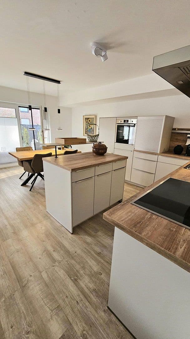 Prodej bytu 2+1 80 m², Nienhagen, Dolní Sasko Prodej bytu 2+1 80 m², Nienhagen, Dolní Sasko