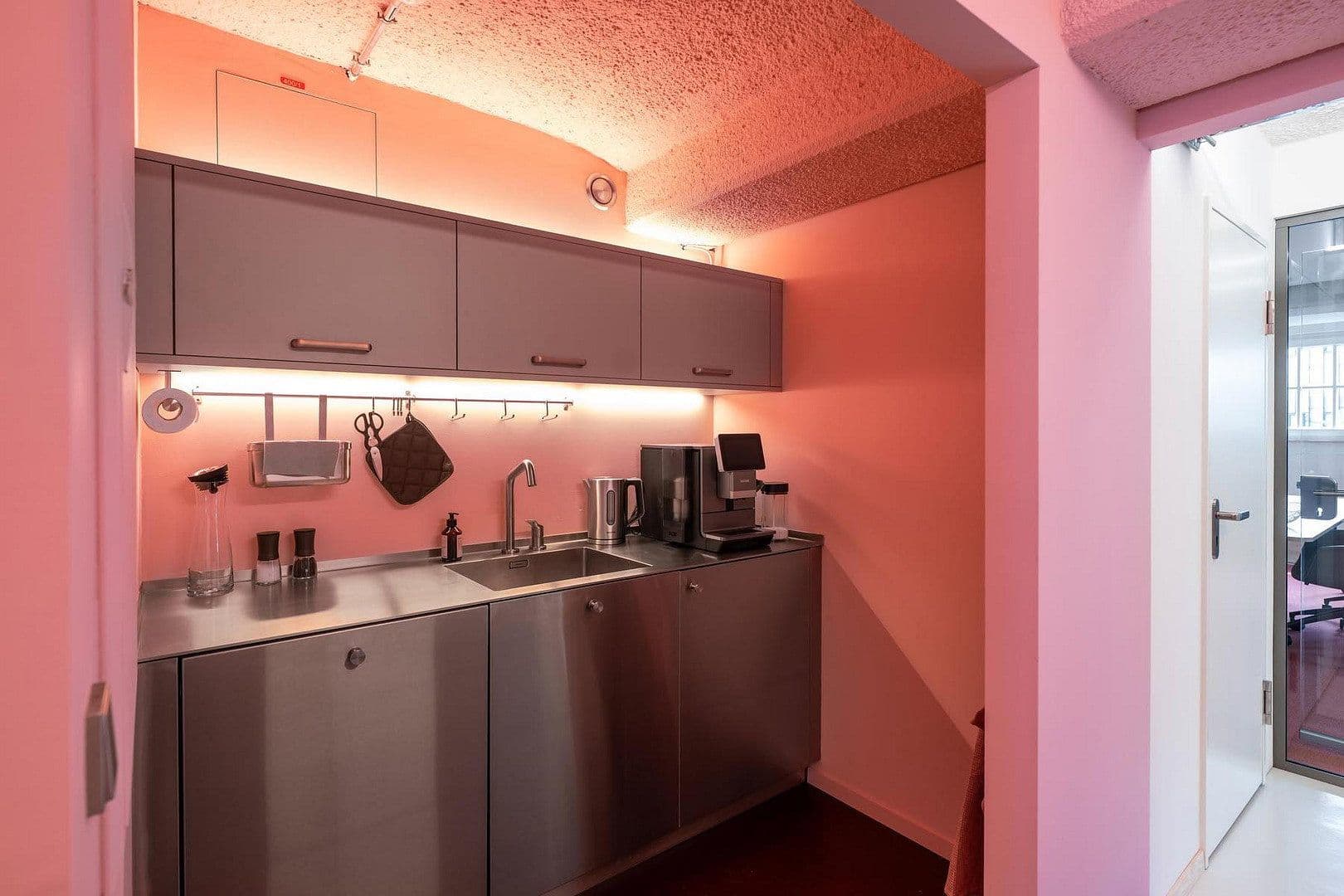 Pronájem kanceláře 17 m², Haßstraße 13/15, Kiel, Šlesvicko-Holštýnsko Pronájem kanceláře 17 m², Haßstraße 13/15, Kiel, Šlesvicko-Holštýnsko