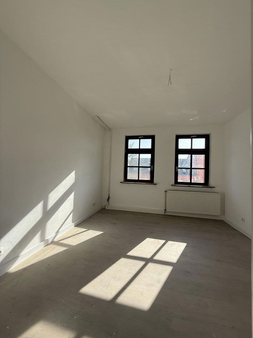 Pronájem bytu 4+1 90 m², Heidenberg 89, Apolda, Durynsko Pronájem bytu 4+1 90 m², Heidenberg 89, Apolda, Durynsko