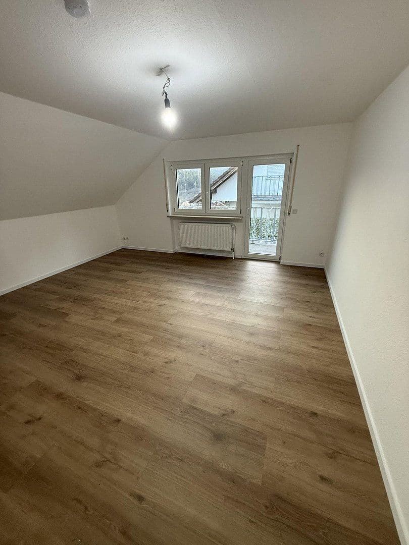 Pronájem bytu 3+1 77 m², Laudenbach, Bavorsko Pronájem bytu 3+1 77 m², Laudenbach, Bavorsko