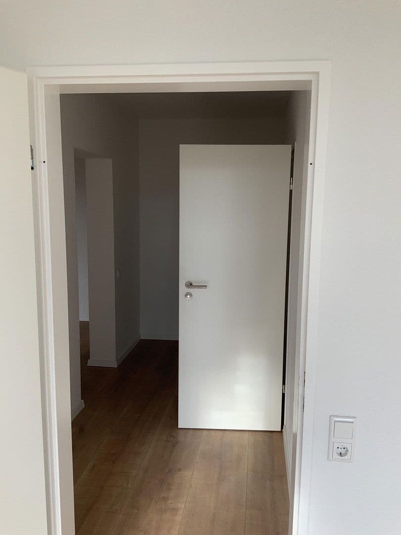 Pronájem bytu 3+1 84 m², Ahornweg 4-18, Hamm (Sieg), Porýní-Falc Pronájem bytu 3+1 84 m², Ahornweg 4-18, Hamm (Sieg), Porýní-Falc