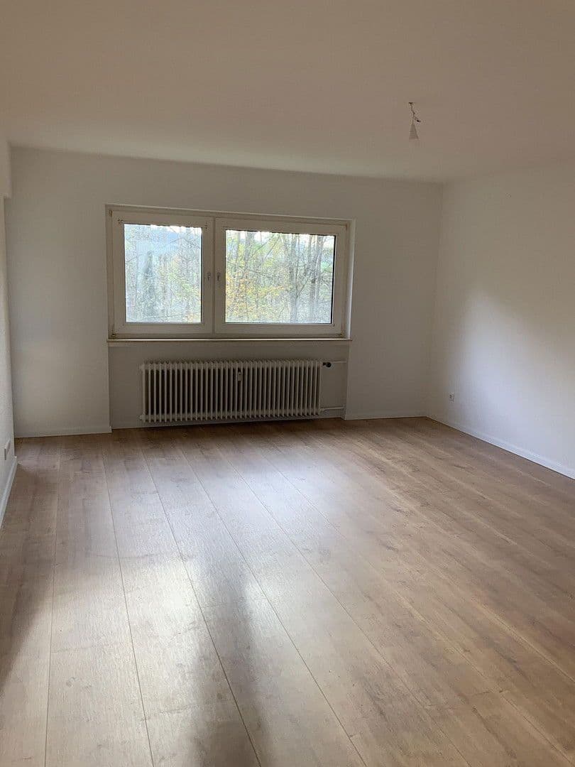 Pronájem bytu 3+1 84 m², Ahornweg 4-18, Hamm (Sieg), Porýní-Falc Pronájem bytu 3+1 84 m², Ahornweg 4-18, Hamm (Sieg), Porýní-Falc