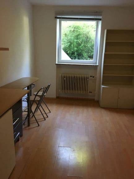 Pronájem bytu 1+1 15 m², Osterwaldstraße, München, Bavorsko Pronájem bytu 1+1 15 m², Osterwaldstraße, München, Bavorsko