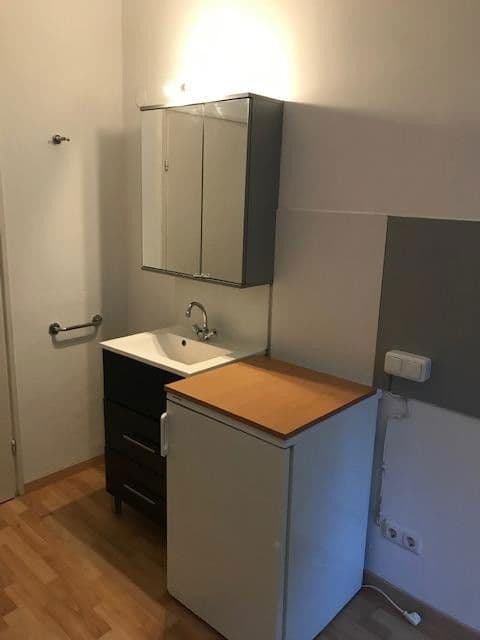 Pronájem bytu 1+1 15 m², Osterwaldstraße, München, Bavorsko Pronájem bytu 1+1 15 m², Osterwaldstraße, München, Bavorsko