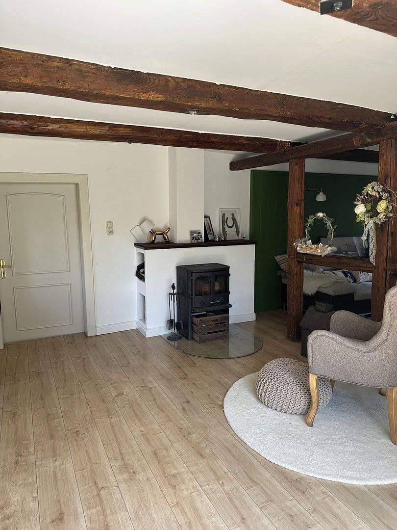 Prodej domu 170 m², pozemek 943 m², Salzhausen, Dolní Sasko Prodej domu 170 m², pozemek 943 m², Salzhausen, Dolní Sasko