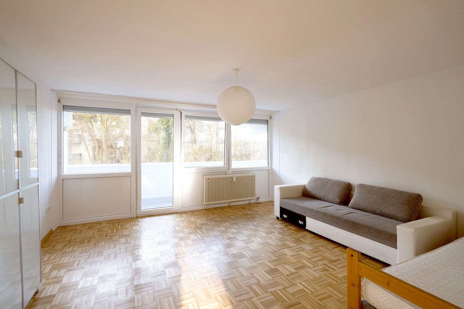 Prodej bytu 6+1 107 m², Carl-von-Linde-Str. 9, Unterschleißheim, Bavorsko Prodej bytu 6+1 107 m², Carl-von-Linde-Str. 9, Unterschleißheim, Bavorsko