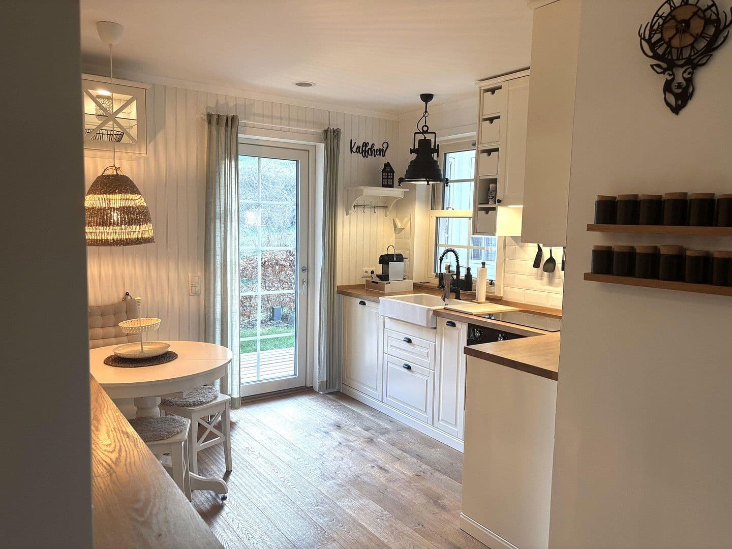 Prodej domu 171 m², pozemek 671 m², Dümpelfeld, Porýní-Falc Prodej domu 171 m², pozemek 671 m², Dümpelfeld, Porýní-Falc