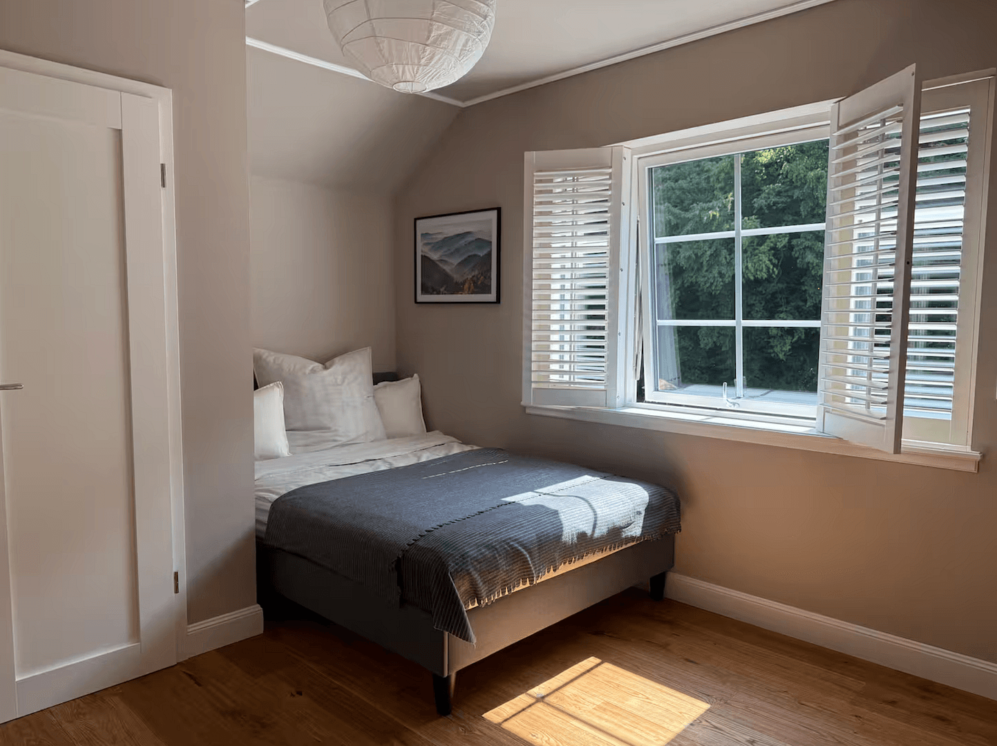 Prodej domu 171 m², pozemek 671 m², Dümpelfeld, Porýní-Falc Prodej domu 171 m², pozemek 671 m², Dümpelfeld, Porýní-Falc