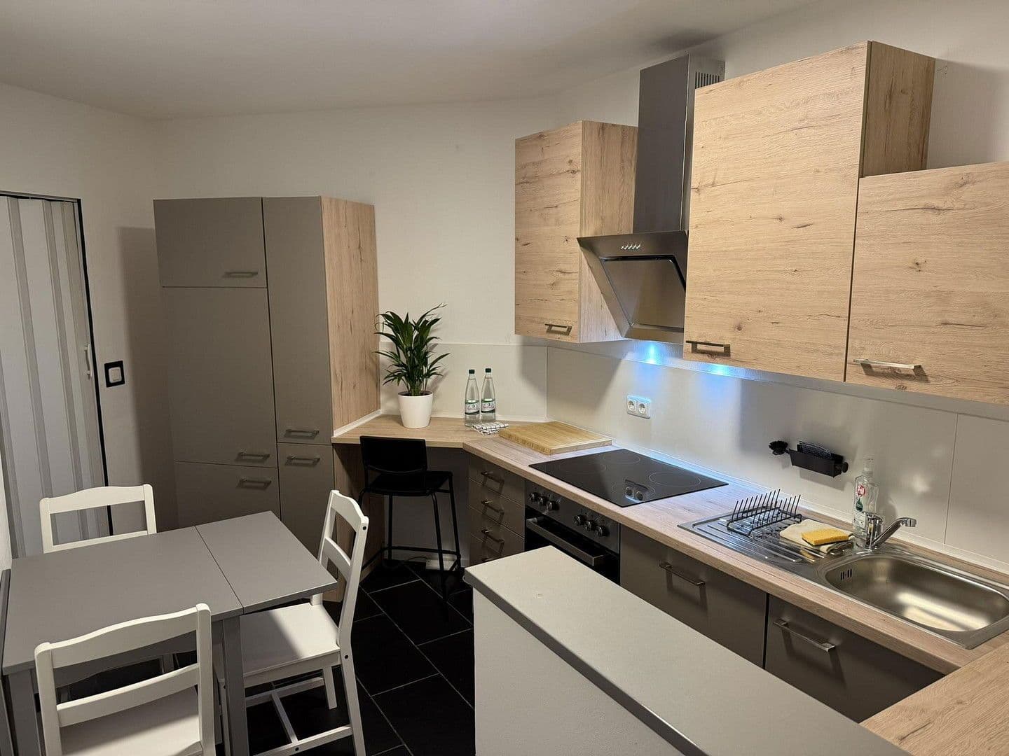 Pronájem bytu 21 m², Elsa-Brändström-Str., Mainz, Porýní-Falc Pronájem bytu 21 m², Elsa-Brändström-Str., Mainz, Porýní-Falc