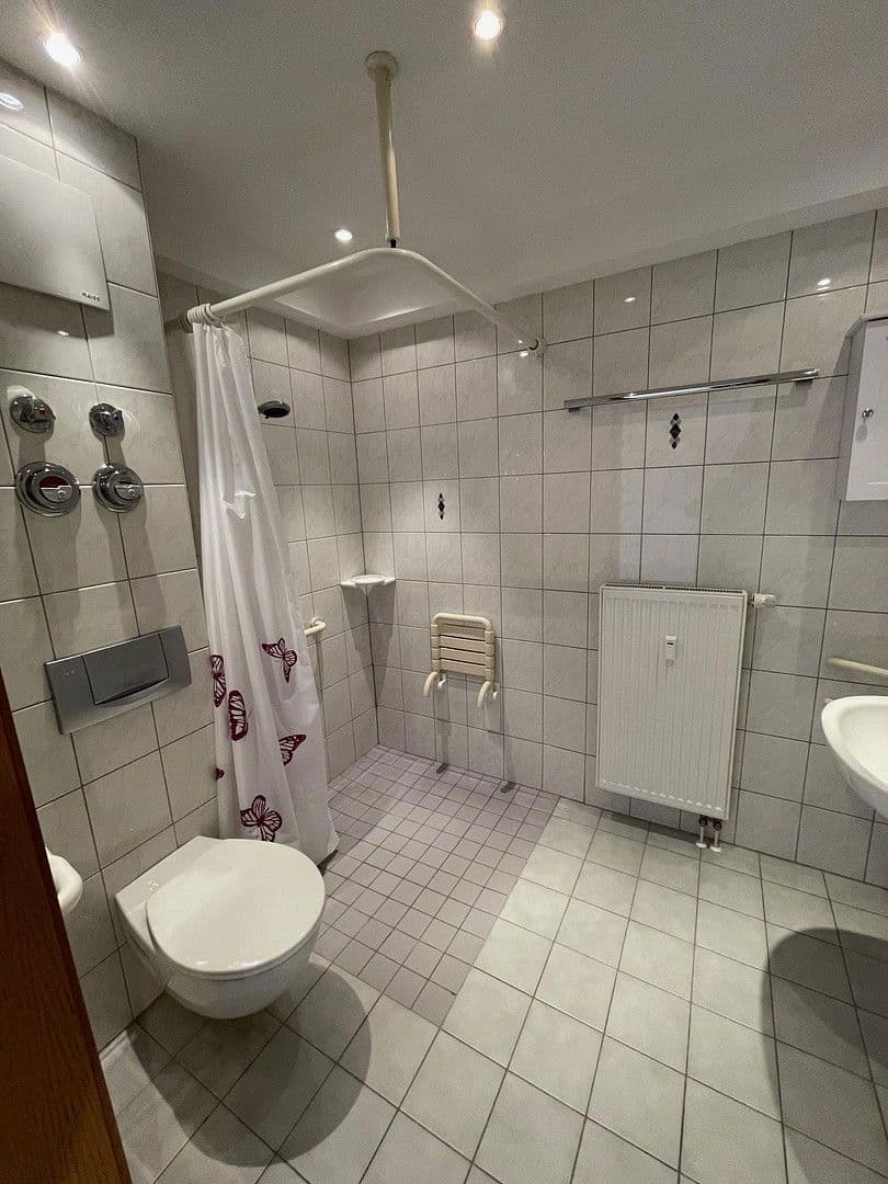 Pronájem bytu 2+kk 55 m², Stockenbergweg 16, 72172 Sulz, Sulz am Neckar, Bádensko-Württembersko Pronájem bytu 2+kk 55 m², Stockenbergweg 16, 72172 Sulz, Sulz am Neckar, Bádensko-Württembersko